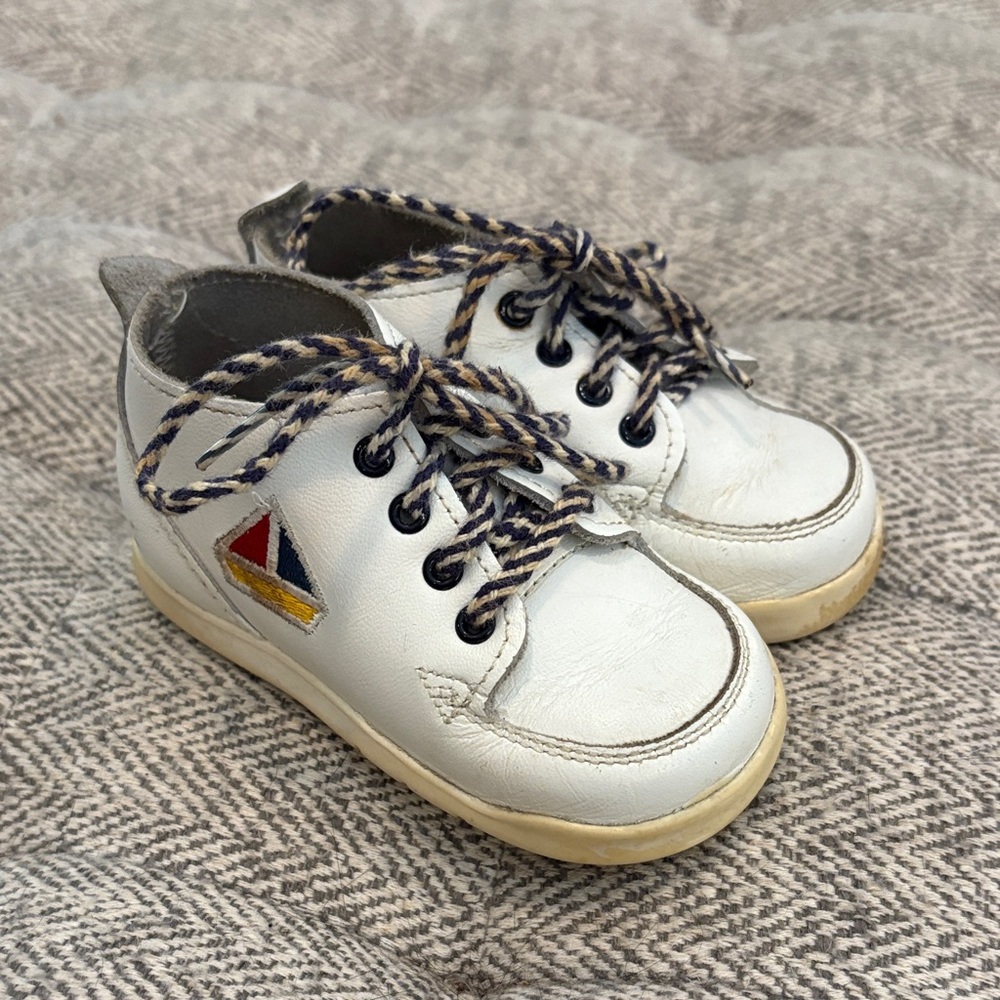 Stride Rite vintage sailboat shoes size 1